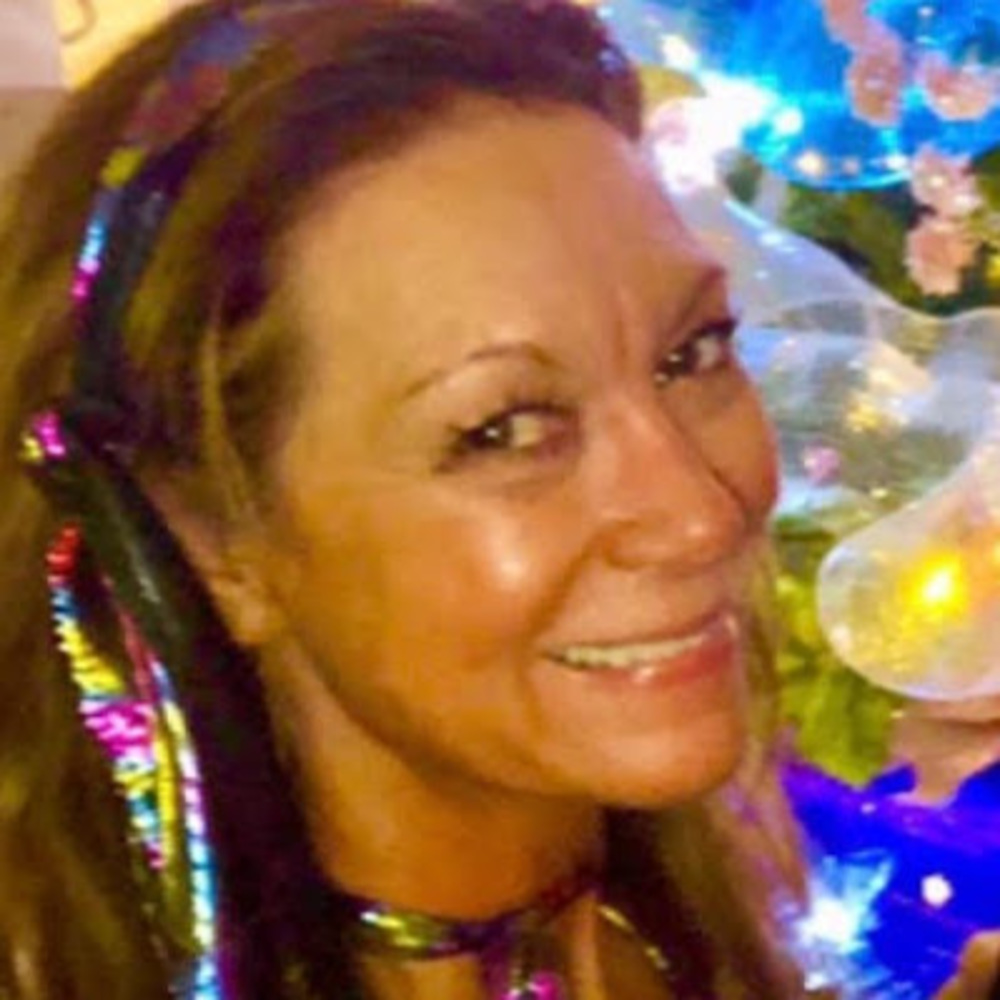 Meet your Posher, Angie